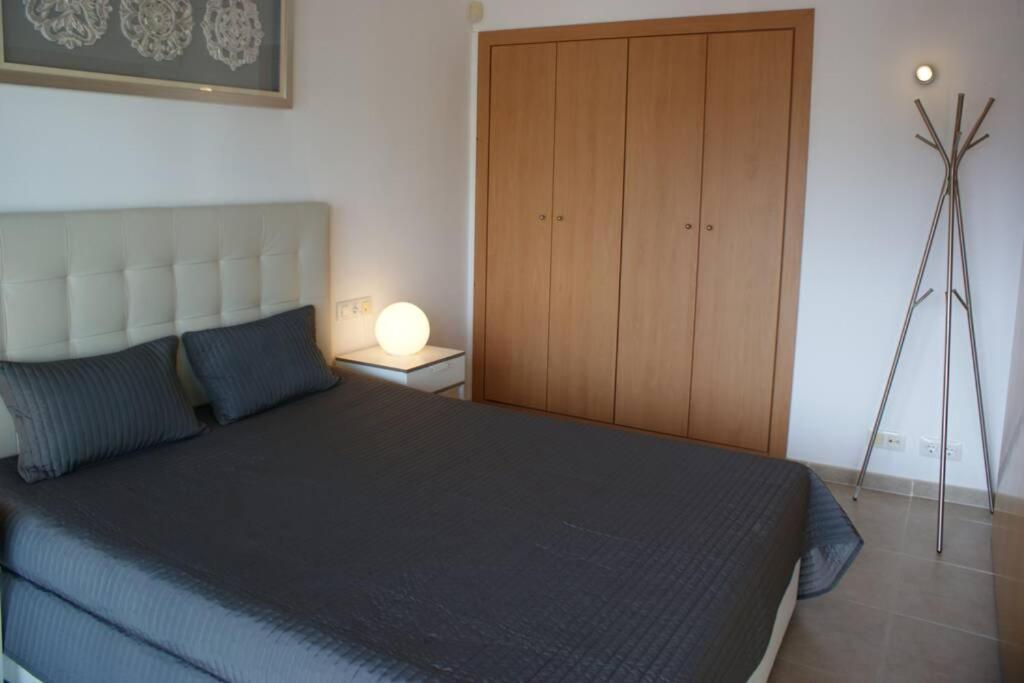 דירות Apartamento En Roses Con Parking Y Piscina מראה חיצוני תמונה