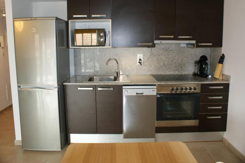 דירות Apartamento En Roses Con Parking Y Piscina מראה חיצוני תמונה