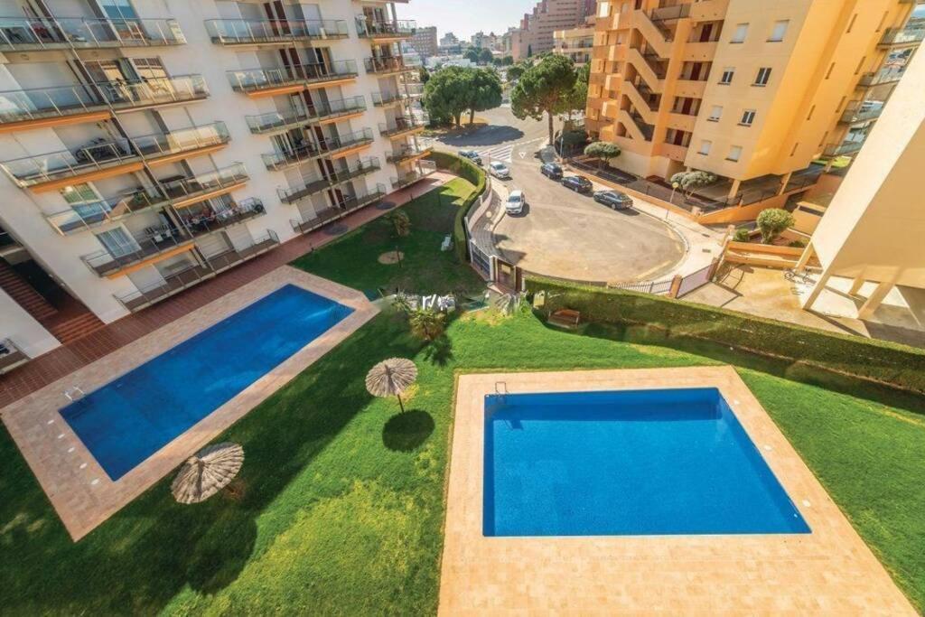 דירות Apartamento En Roses Con Parking Y Piscina מראה חיצוני תמונה