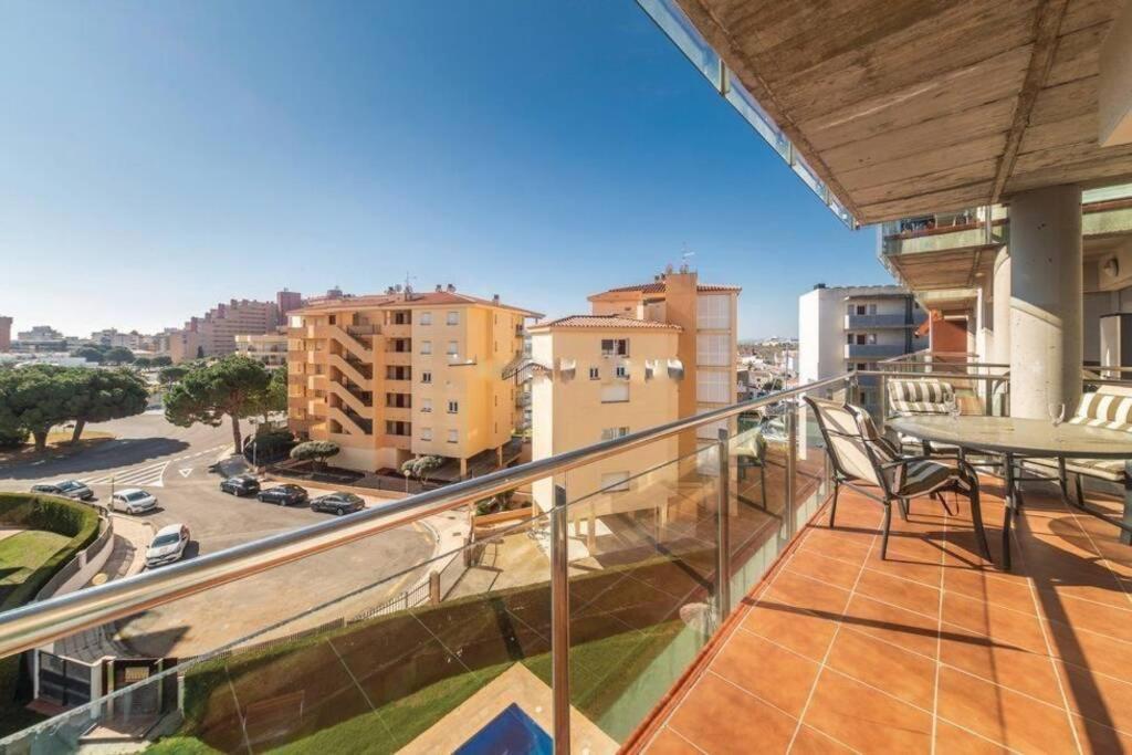 דירות Apartamento En Roses Con Parking Y Piscina מראה חיצוני תמונה